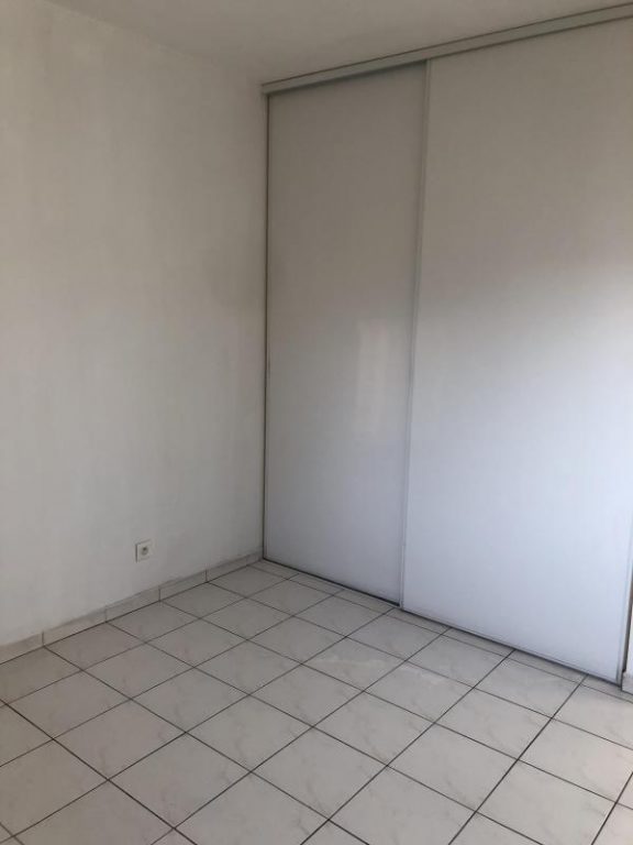 Photo Appartement-3-pièces-65-m²-à-Beziers-6