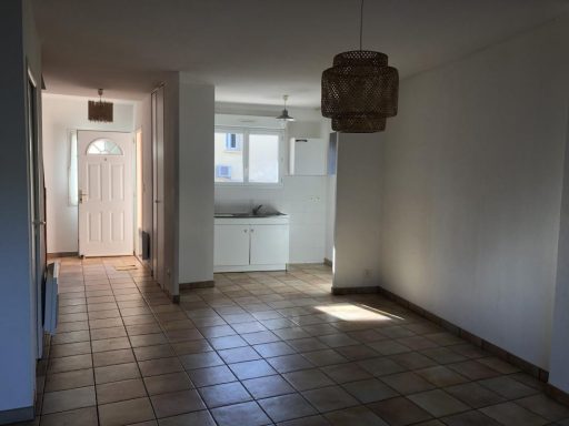 Photo Appartement-3-pièces-65-m²-à-Servian-2