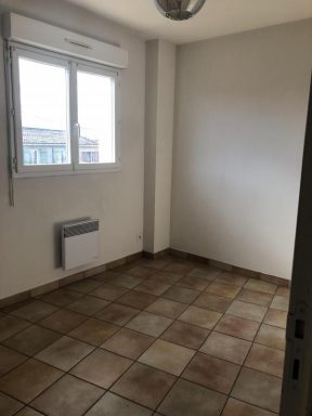 Photo Appartement-3-pièces-65-m²-à-Servian-7