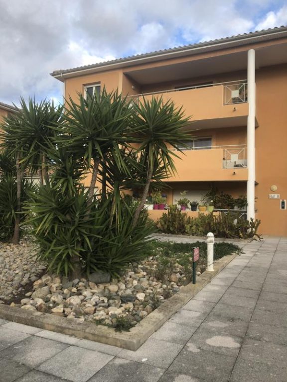 Photo Appartement-3-pièces-74-m²-à-Boujan-Sur-Libron-0