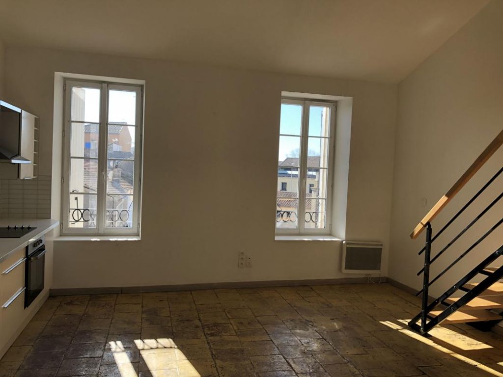 Photo appartement-+-mezzanine-4-pièces-56-m²-à-Sauvian-2