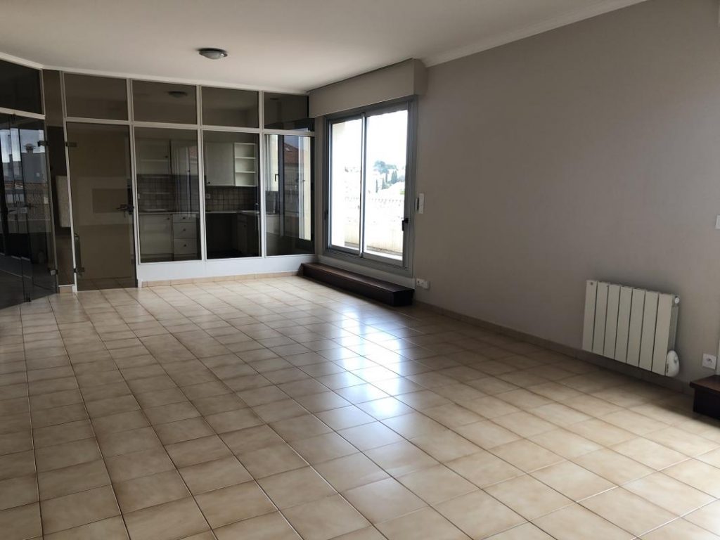 Photo APPARTEMENT-+-GARAGE-4-pièces-93-m²-à-Beziers-3