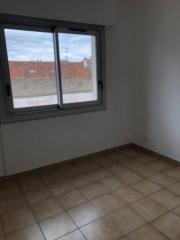 Photo APPARTEMENT-+-GARAGE-4-pièces-93-m²-à-Beziers-7