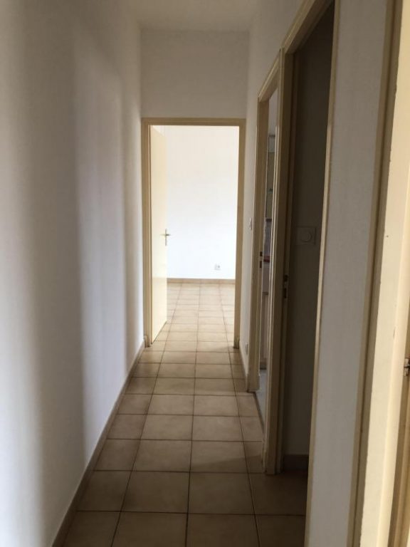 Photo APPARTEMENT-+-GARAGE-4-pièces-93-m²-à-Beziers-9