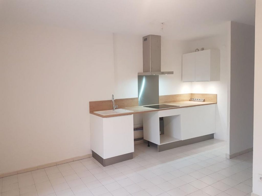 Photo Appartement-3-pièces-45-m²-à-Beziers-1