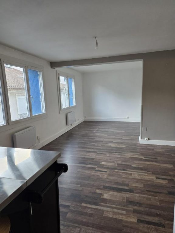 Photo Appartement-3-pièces-67-m²-à-Beziers-1