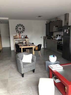 Photo Appartement-3-pièces-68-m²-à-Colombiers-1