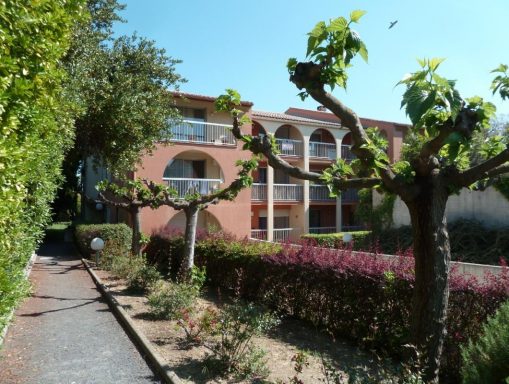 Photo Appartement-3-pièces-45-m²-à-Beziers-0