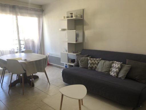 Photo Appartement-2-pièces-42-m²-à-Beziers-1