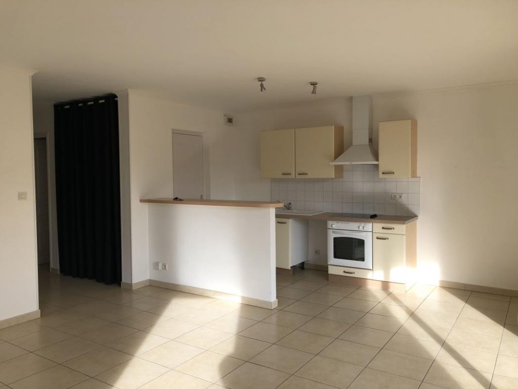 Photo Appartement--3-pièces-69-m²-à-Beziers-2