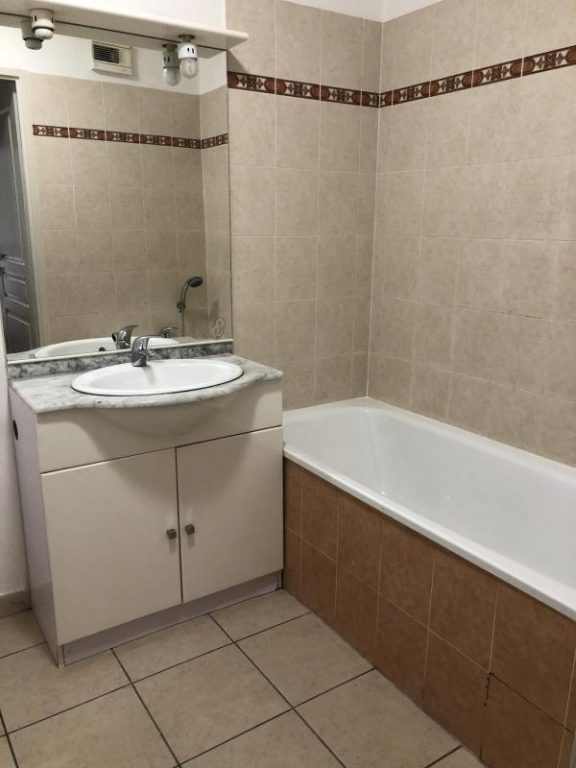Photo Appartement-3-pièces-54-m²-à-Beziers-2