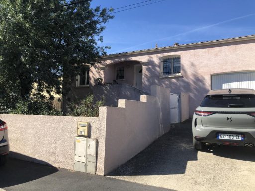 Photo VILLA-4-pièces-86-m²-à-Thezan-Les-Beziers-0