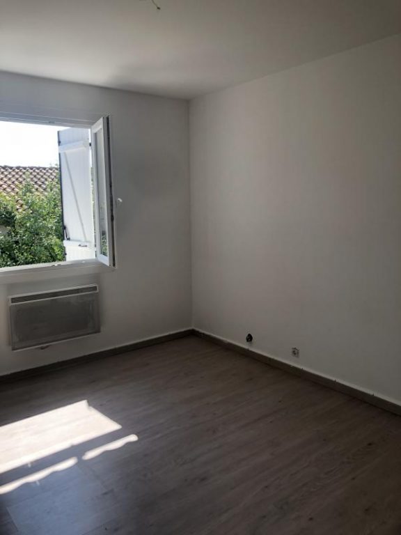 Photo VILLA-PLAIN-PIED-4-pièces-88-m²-à-Beziers-7